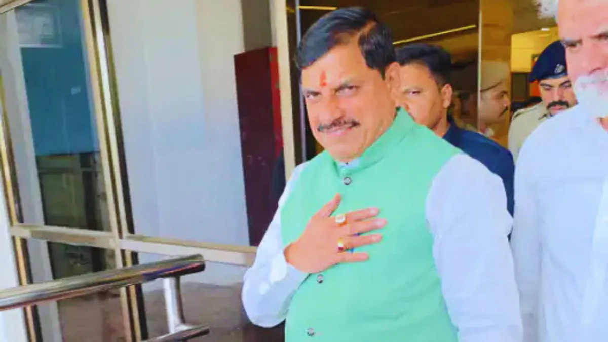 MP CM Mohan Yadav visits Vantara